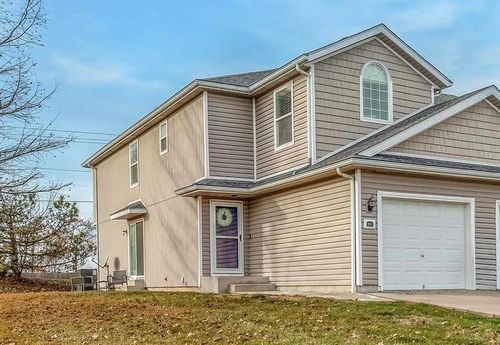 800 Raven Ct, Belton, MO, 64012-7818 | Card Image