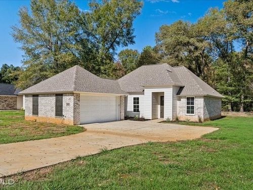 9436 N Pointe Cir, Greenwood, LA, 71033-2812 | Card Image
