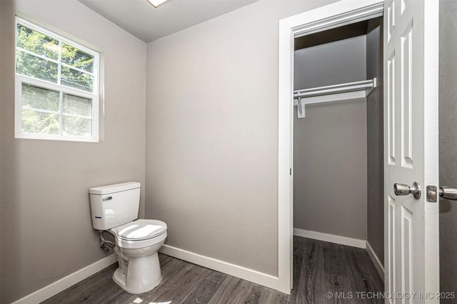 1015 E Main St, House other with 3 bedrooms, 2 bathrooms and null parking in Shawnee OK | Image 28