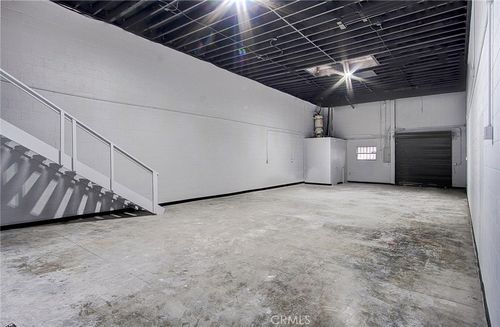 5910 E Washington Blvd, Commerce, CA, 90040-2413 | Card Image