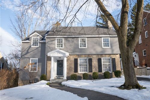 217 Hurlburt Rd, Syracuse, NY, 13224-1820 | Card Image