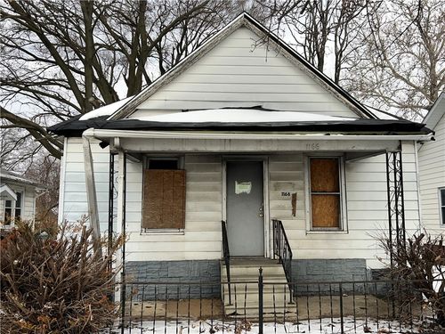 1166 E Walnut St, Decatur, IL, 62526-4968 | Card Image