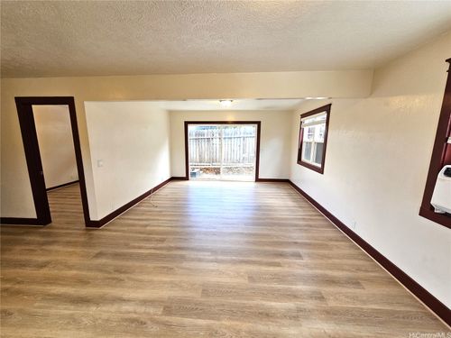 c-3604 Maunalei Ave, Honolulu, HI, 96816-2323 | Card Image
