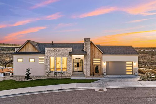 5793 S Brian Way, Boise, ID, 83716-8850 | Card Image