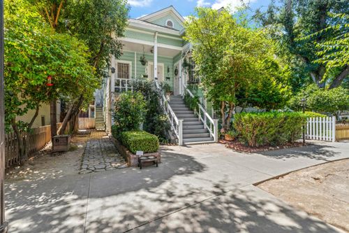 2706 F St, Sacramento, CA, 95816 | Card Image