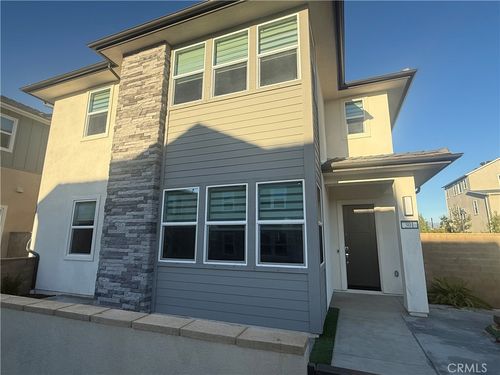 301 Shoveler, Irvine, CA, 92618-5966 | Card Image