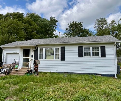 2007 W Water St, Springfield, MO, 65802-4346 | Card Image