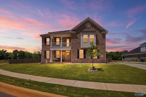 8129 E Tupelo Dr Se, Huntsville, AL, 35803 | Card Image