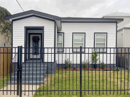 3507 Danneel St, New Orleans, LA, 70115-5319 | Card Image