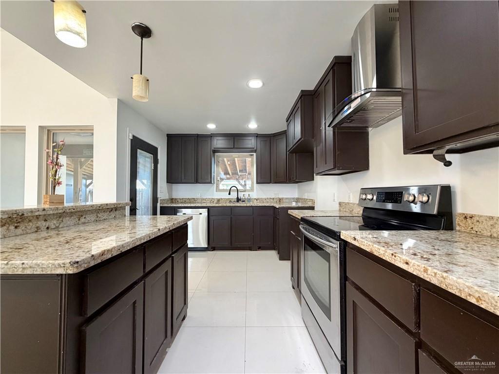Residential in Brownsville 3