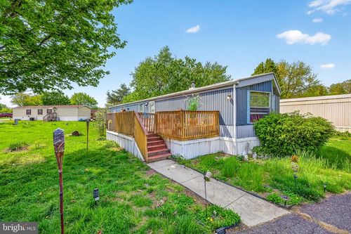 732-732 Cleaver Farms Rd, Middletown, DE, 19709-1257 | Card Image