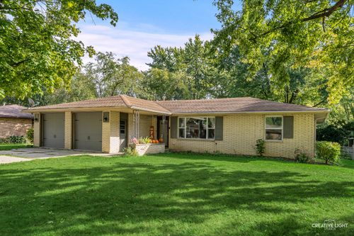 123 Terry Dr, Sugar Grove, IL, 60554-5427 | Card Image