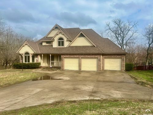 1900 Inverness Dr, Lawrence, KS, 66047-1832 | Card Image