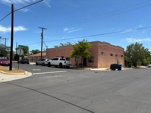 1200 Edith Blvd Se, Albuquerque, NM, 87102-4452 | Card Image