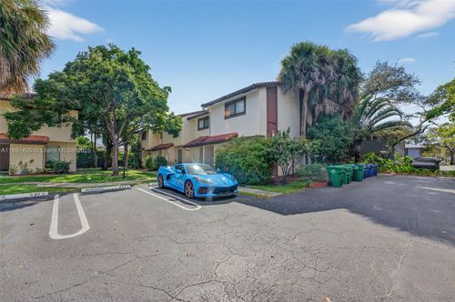 8958-8958 W Sample Rd, Coral Springs, FL, 33065-4435 | Card Image