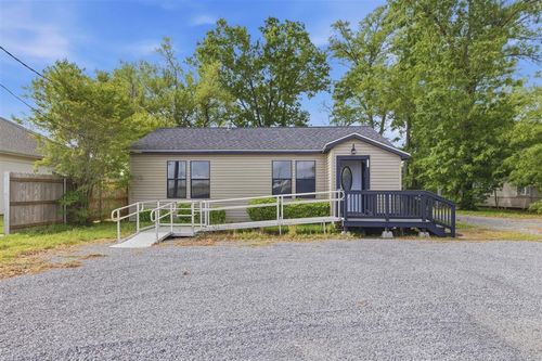 111 Landry Street, Sulphur, LA, 70663 | Card Image