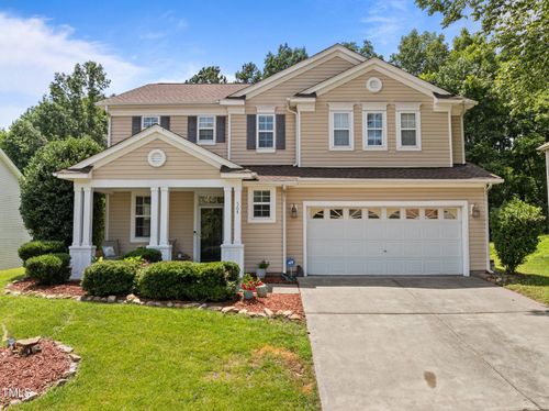 504 Ashburn Ln, Durham, NC, 27703-9609 | Card Image