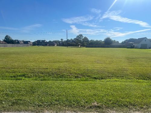 11 Trenton Ln, Baytown, TX, 77520 | Card Image