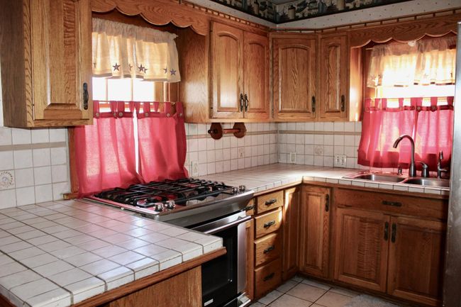 Kitchen | Image 12