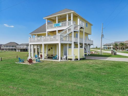961 Hamilton Dr, Crystal Beach, TX, 77650 | Card Image