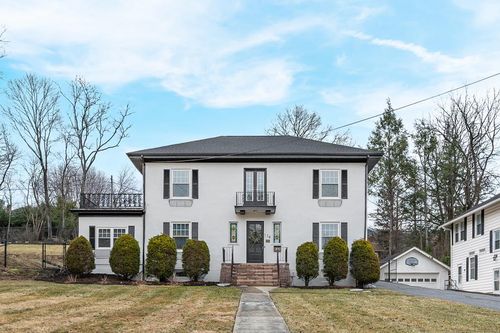 116 Oakhurst Ave, Bluefield, WV, 24701-4131 | Card Image