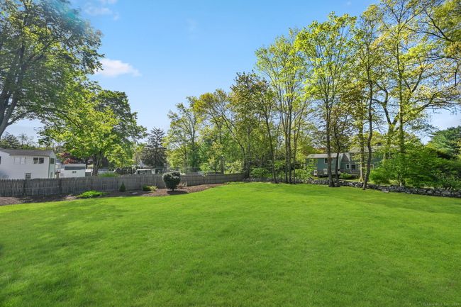23 Shepherd St, House other with 3 bedrooms, 2 bathrooms and null parking in Norwalk CT | Image 21