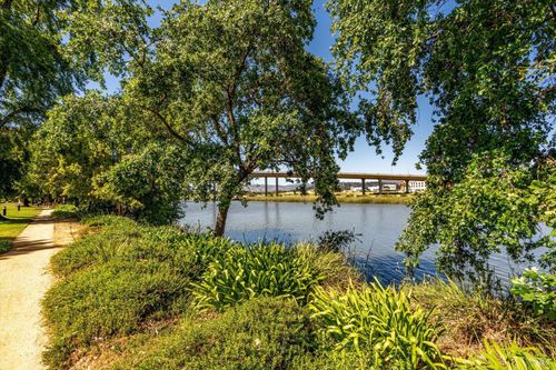 888 Marina Drive, Napa, CA, 94559 | Card Image