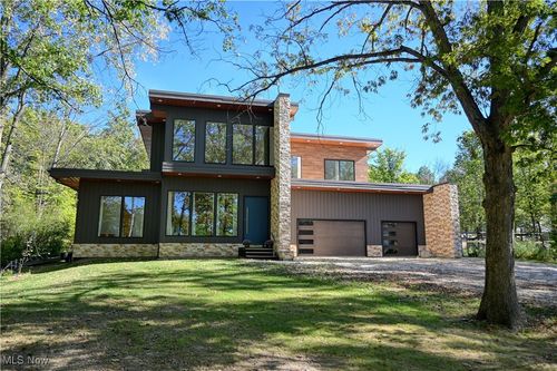 4137 Foskett Rd, Medina, OH, 44256-9053 | Card Image