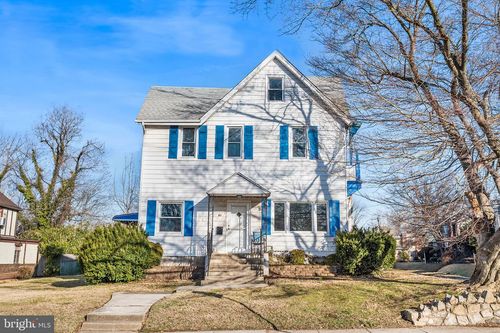 95 W Greenwood Ave, LANSDOWNE, PA, 19050-1551 | Card Image