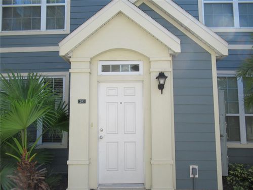 unit-203-5601 Rosehill Rd, SARASOTA, FL, 34233-3095 | Card Image