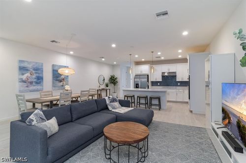 13021 Pembroke Dr, NAPLES, FL, 34105-5100 | Card Image