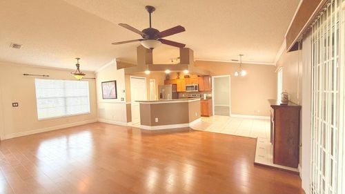602 Se Streamlet Ave, Port St. Lucie, FL, 34983-4658 | Card Image