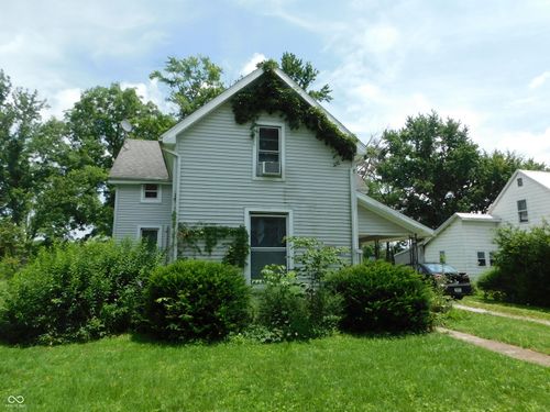 2714 S Linn St, Crawfordsville, IN, 47933-7966 | Card Image