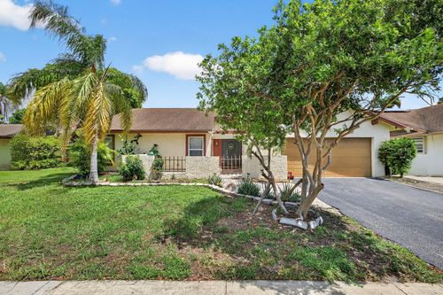 8611 Nw 47th St, Lauderhill, FL, 33351-5432 | Card Image