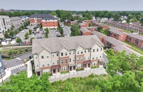 1005 Station Rd, Somerville, NJ, 08876-3899 | Card Image