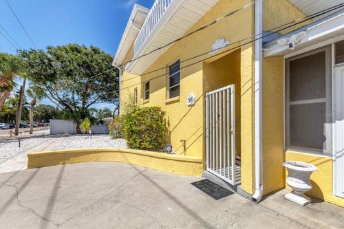 a-301 Avenida Madera, SARASOTA, FL, 34242-1514 | Card Image