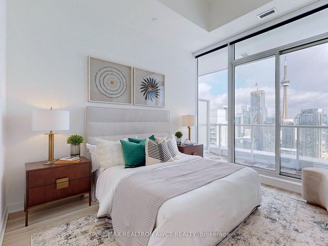PH02 - 17 Bathurst St, Condo with 3 bedrooms, 3 bathrooms and null parking in Toronto ON | Image 13
