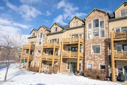 unit-1009-5063 Lakeview Dr, Eden, UT, 84310-6629 | Card Image