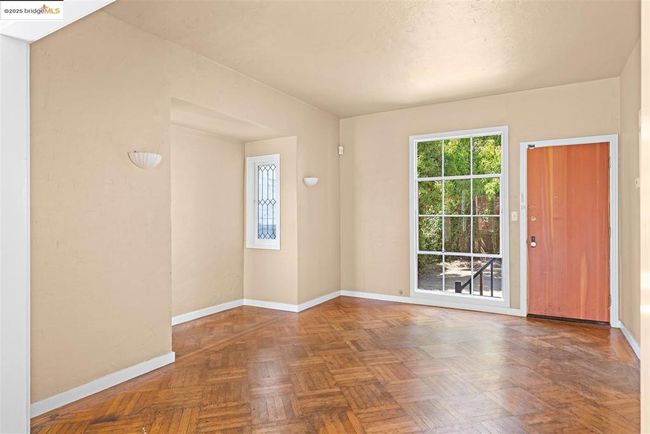 2441 Carleton St, House other with 3 bedrooms, 1 bathrooms and null parking in Berkeley CA | Image 7