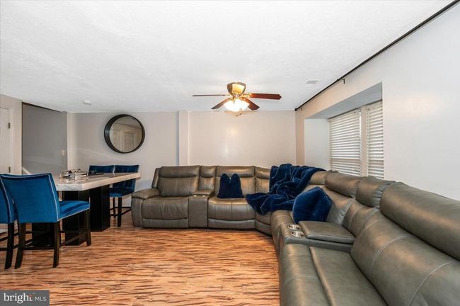 558 Hollyberry Way, Townhouse with 3 bedrooms, 3 bathrooms and null parking in FREDERICK MD | Image 17