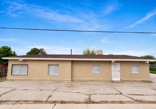 305 Mccune Rd, El Paso, TX, 79915-3315 | Card Image