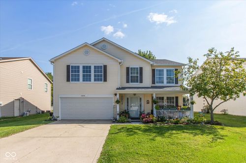 10239 Homestead Dr, Brownsburg, IN, 46112-7441 | Card Image