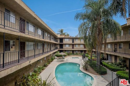 307-8505 Columbus Ave, North Hills, CA, 91343-6611 | Card Image