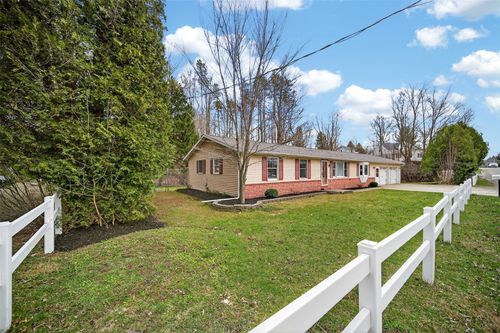 7 Bridge St, Union City, PA, 16438-1103 | Card Image