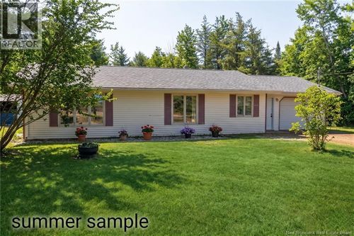 39 Briggs Cross Rd, Lutes Mountain, NB, E1G2X5 | Card Image