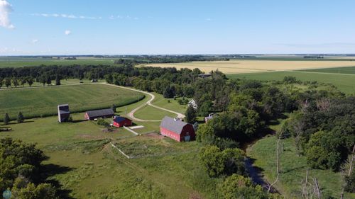 8314 80th Ave S, Sabin, MN, 56580-9516 | Card Image