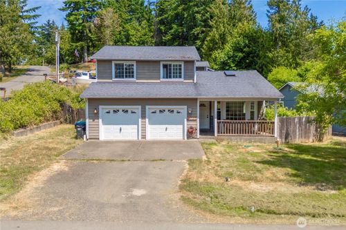 9722 Overlook Dr, Olympia, WA, 98502-9716 | Card Image