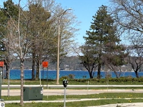 539 Randolph Street, Traverse City, MI, 49684 | Card Image