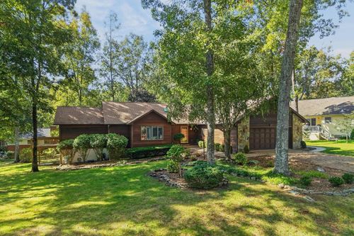 22 Lakeside Cir, Crossville, TN, 38558-7058 | Card Image