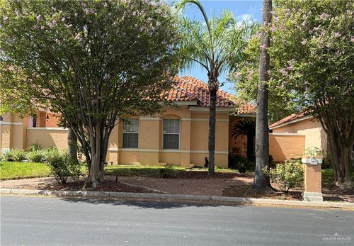 120 Yucca Ave, McAllen, TX, 78504-2374 | Card Image
